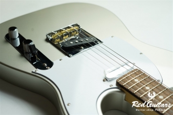 MADE IN JAPAN 2019 LIMITED COLLECTION TELECASTER - Inca Silver